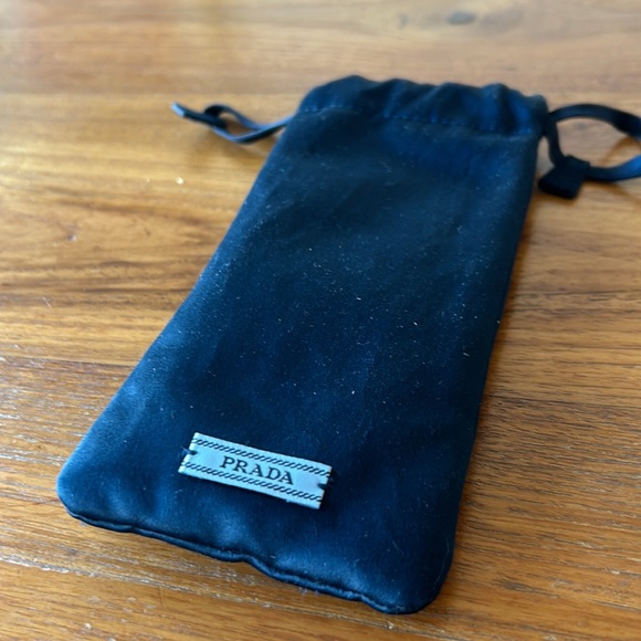 Authentic Prada cat eye sunglasses ~ no flaws - Picture 7 of 7